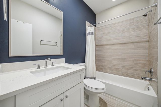 5520 Rosslyn Road, Houston, TX 77091