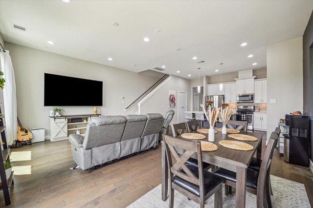 5520 Rosslyn Road, Houston, TX 77091