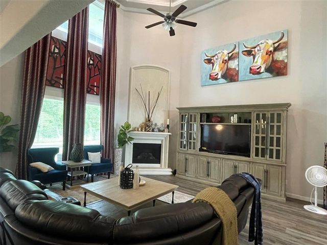 13236 Tracewood Hills Lane, Houston, TX 77044