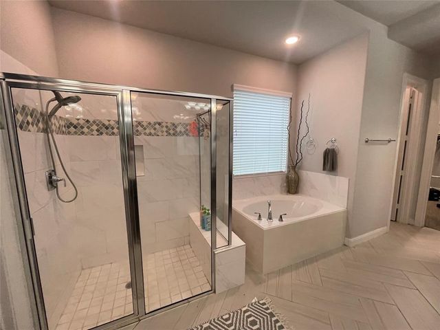 13236 Tracewood Hills Lane, Houston, TX 77044