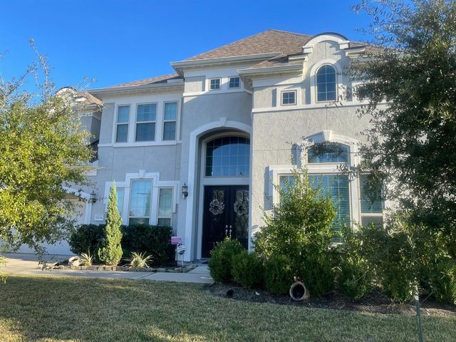 13236 Tracewood Hills Lane, Houston, TX 77044