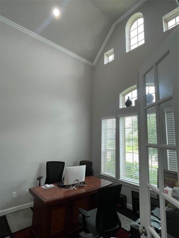 13236 Tracewood Hills Lane, Houston, TX 77044