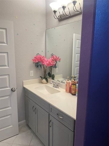 13236 Tracewood Hills Lane, Houston, TX 77044