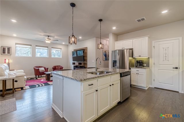 113 Balinese Cove 102, San Marcos, TX 78666