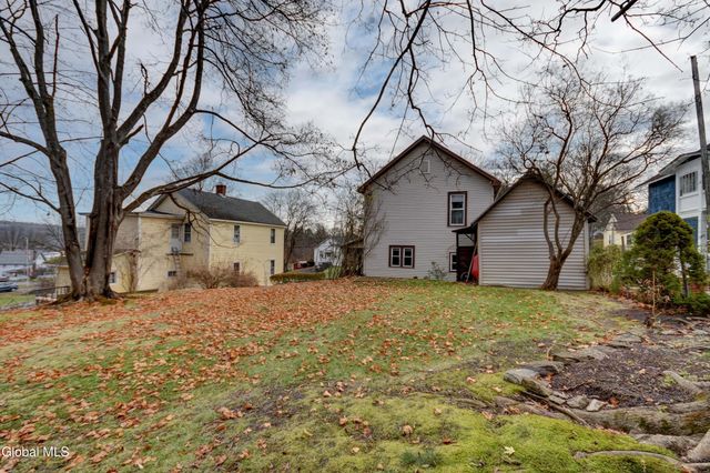 10 Shaper Avenue, Canajoharie, NY 13317