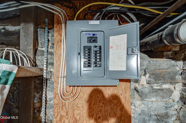 10 Shaper Avenue, Canajoharie, NY 13317