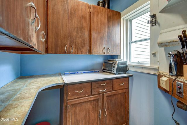 10 Shaper Avenue, Canajoharie, NY 13317