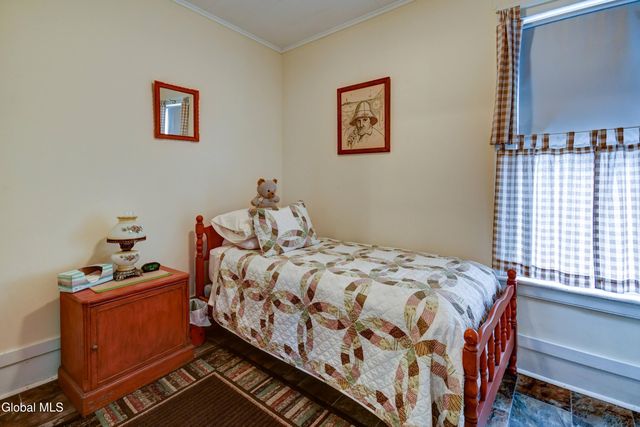 10 Shaper Avenue, Canajoharie, NY 13317