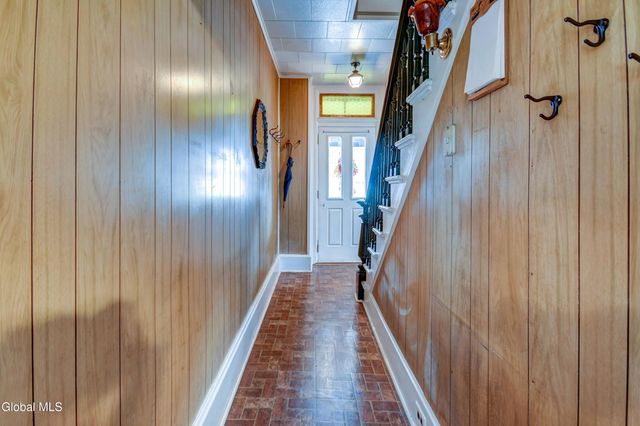 10 Shaper Avenue, Canajoharie, NY 13317