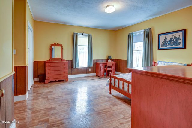 10 Shaper Avenue, Canajoharie, NY 13317