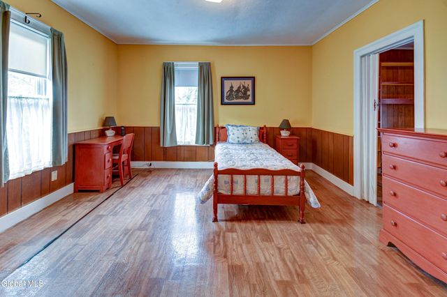 10 Shaper Avenue, Canajoharie, NY 13317