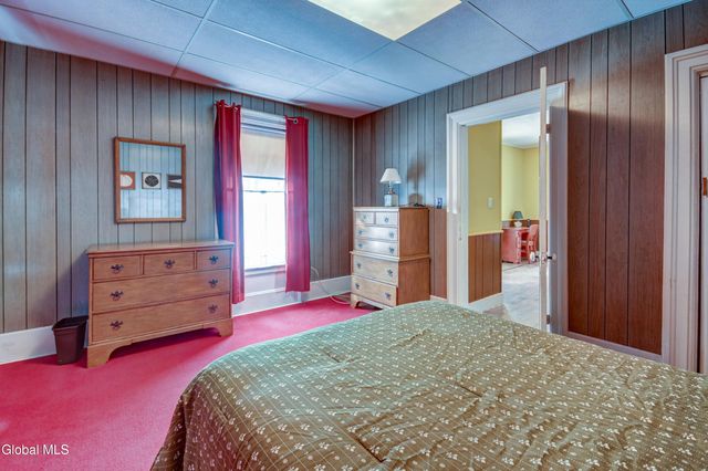 10 Shaper Avenue, Canajoharie, NY 13317