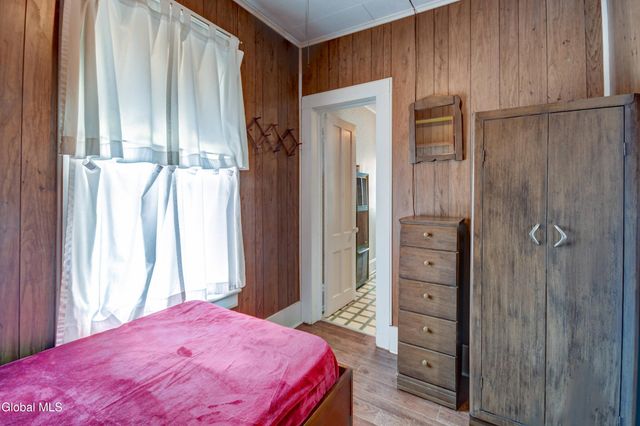 10 Shaper Avenue, Canajoharie, NY 13317