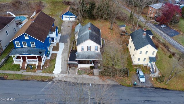 10 Shaper Avenue, Canajoharie, NY 13317