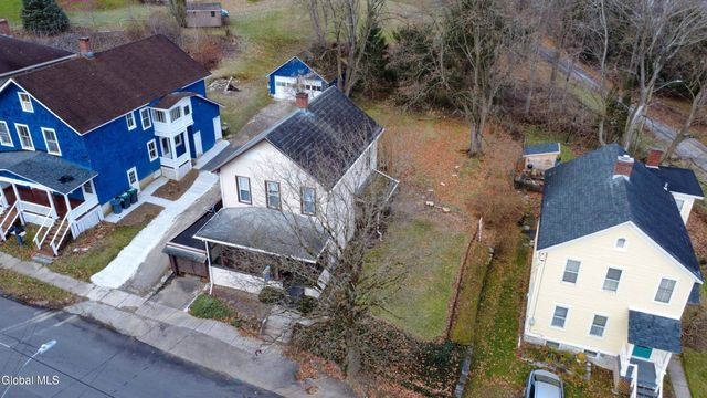 10 Shaper Avenue, Canajoharie, NY 13317