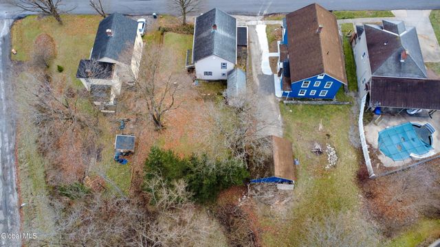 10 Shaper Avenue, Canajoharie, NY 13317