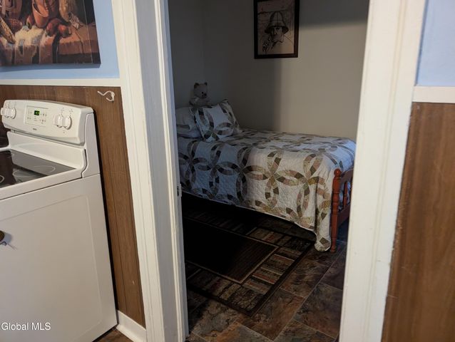 10 Shaper Avenue, Canajoharie, NY 13317