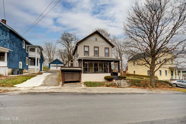 10 Shaper Avenue, Canajoharie, NY 13317