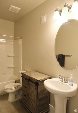 6586 W SUNRISE RIDGE CT, West Valley City, UT 84128