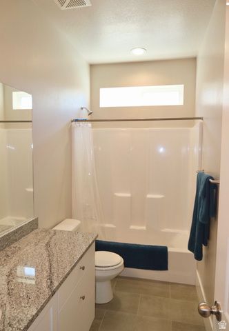 6586 W SUNRISE RIDGE CT, West Valley City, UT 84128