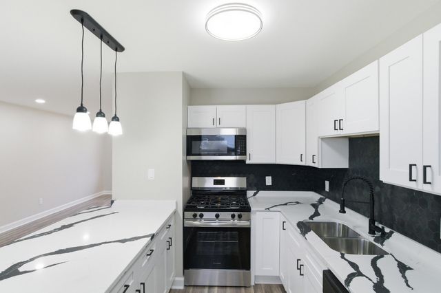 3610 175th Place, Hammond, IN 46323