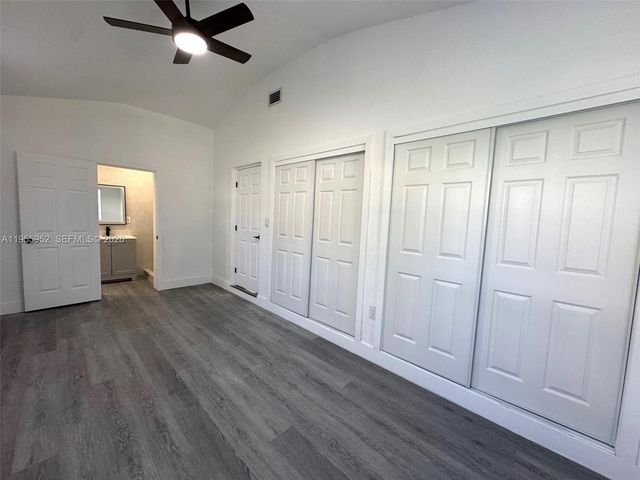 9221 Broad Manor Rd, Miami, FL 33147