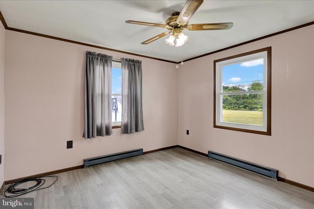 27 MAYWOOD AVE, Reading, PA 19608
