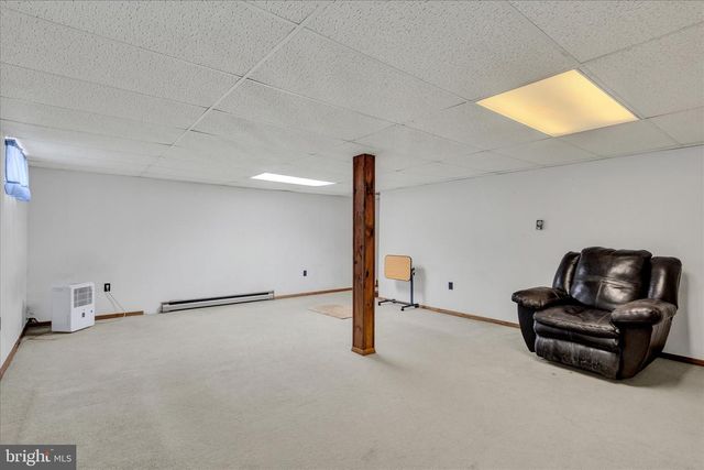 27 MAYWOOD AVE, Reading, PA 19608