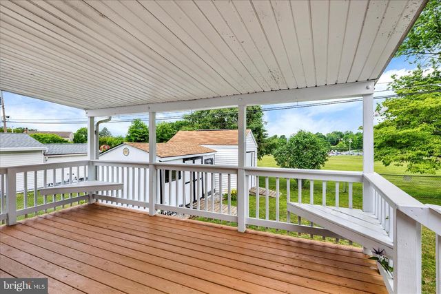 27 MAYWOOD AVE, Reading, PA 19608