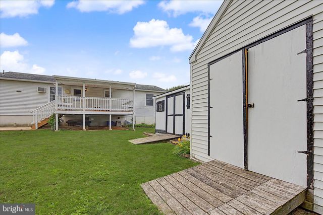 27 MAYWOOD AVE, Reading, PA 19608