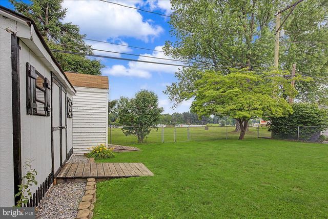 27 MAYWOOD AVE, Reading, PA 19608