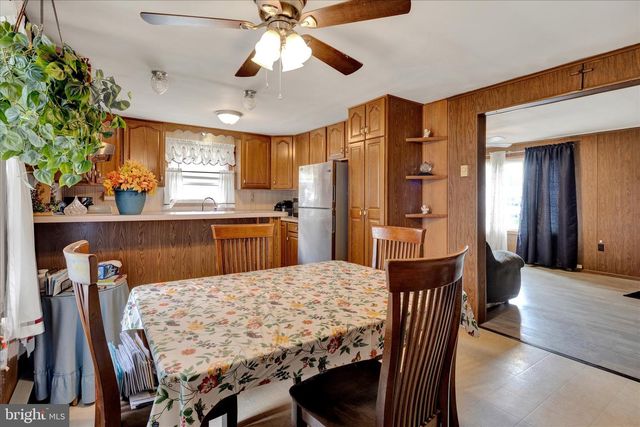 27 MAYWOOD AVE, Reading, PA 19608