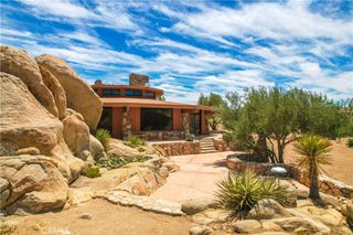55290 Flying Tigers Road, Pioneertown, CA 92268