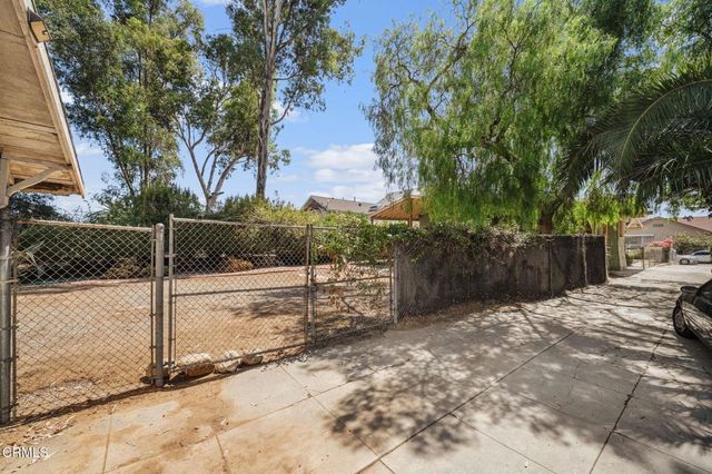 633 Camulos Street, Los Angeles, CA 90023