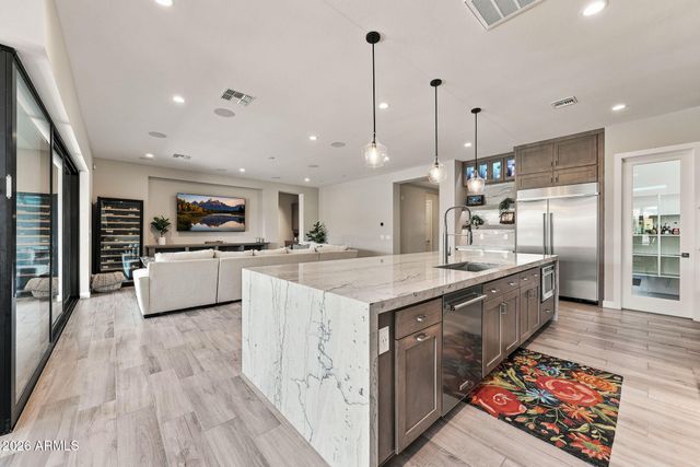 21976 E VIA DE ARBOLES --, Queen Creek, AZ 85142
