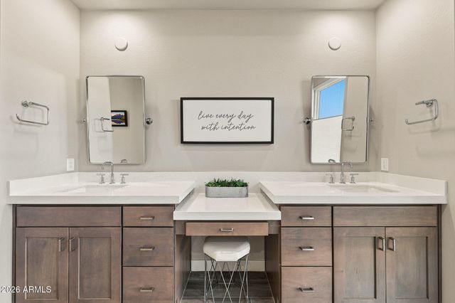 21976 E VIA DE ARBOLES --, Queen Creek, AZ 85142