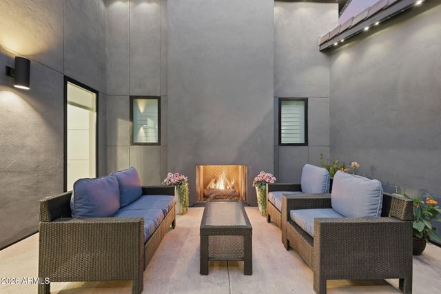 21976 E VIA DE ARBOLES --, Queen Creek, AZ 85142
