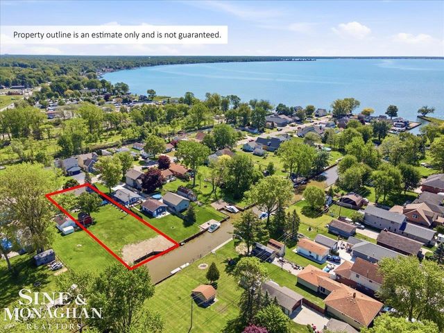 50591 Lagae Street, New Baltimore, MI 48047