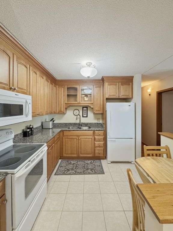 2601 Kenzie Terrace 230, Saint Anthony, MN 55418 — photo 5