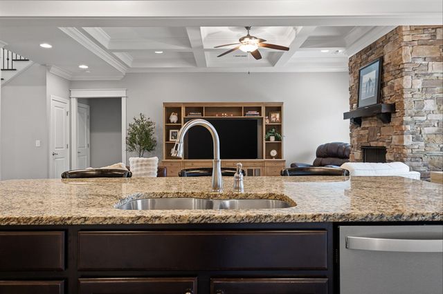 7997 Hampton Cove Drive, Ooltewah, TN 37363