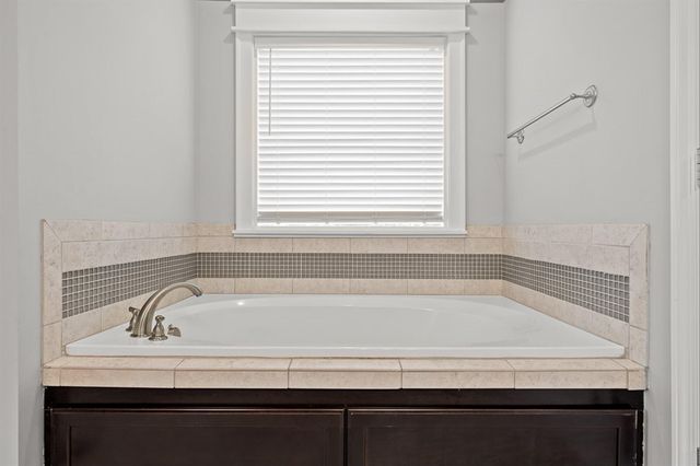 7997 Hampton Cove Drive, Ooltewah, TN 37363