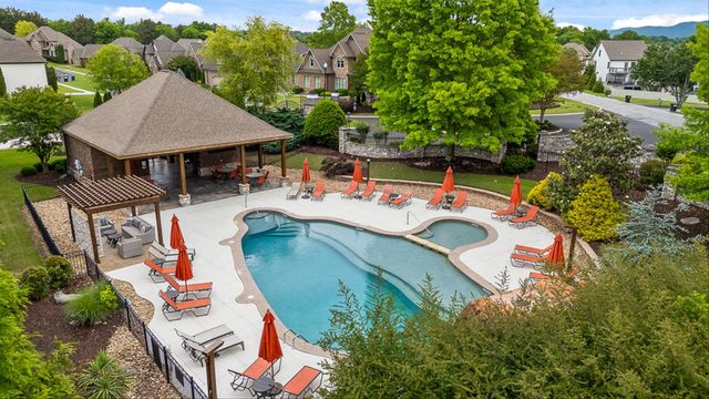 7997 Hampton Cove Drive, Ooltewah, TN 37363