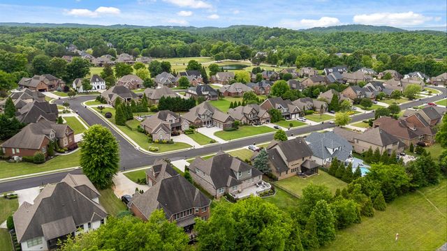 7997 Hampton Cove Drive, Ooltewah, TN 37363