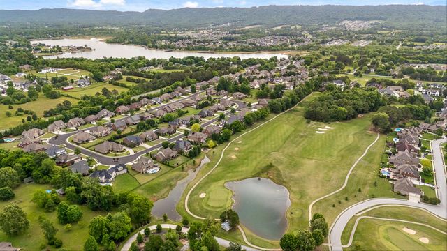 7997 Hampton Cove Drive, Ooltewah, TN 37363