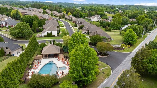 7997 Hampton Cove Drive, Ooltewah, TN 37363