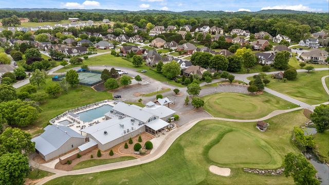 7997 Hampton Cove Drive, Ooltewah, TN 37363