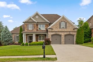 7997 Hampton Cove Drive, Ooltewah, TN 37363