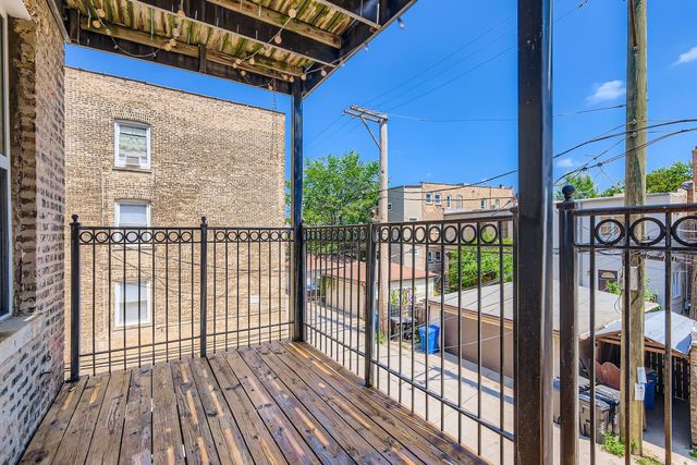 4415 N Rockwell Street 2R, Chicago, IL 60625