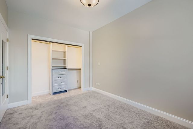 4415 N Rockwell Street 2R, Chicago, IL 60625