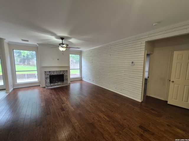 712 Moss Wood, Schertz, TX 78154